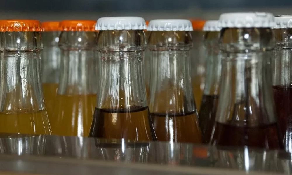 Ο κρυφός κίνδυνος που αντιμετωπίζουν όσοι πίνουν αναψυκτικά